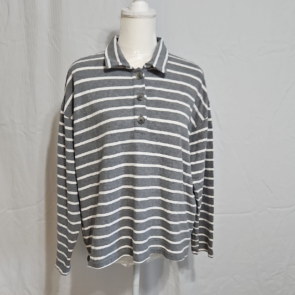LOFT Gray and White Striped Long Sleeve Knit Top